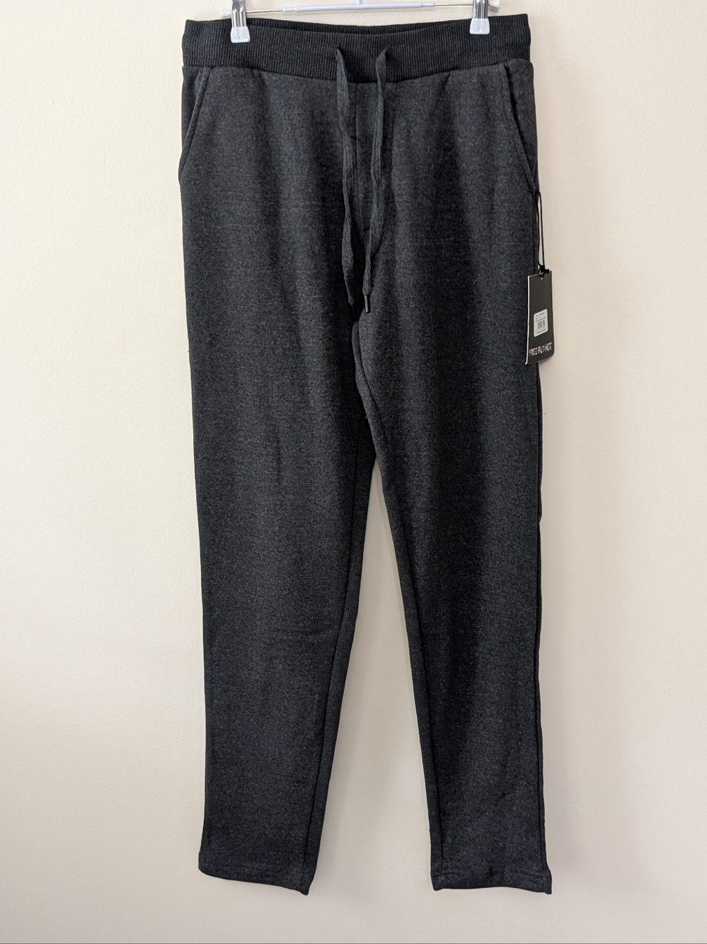 Free Planet Men's Charcoal Gray Jogger/Sweat Pants Size Medium Fleece Lined NWOT